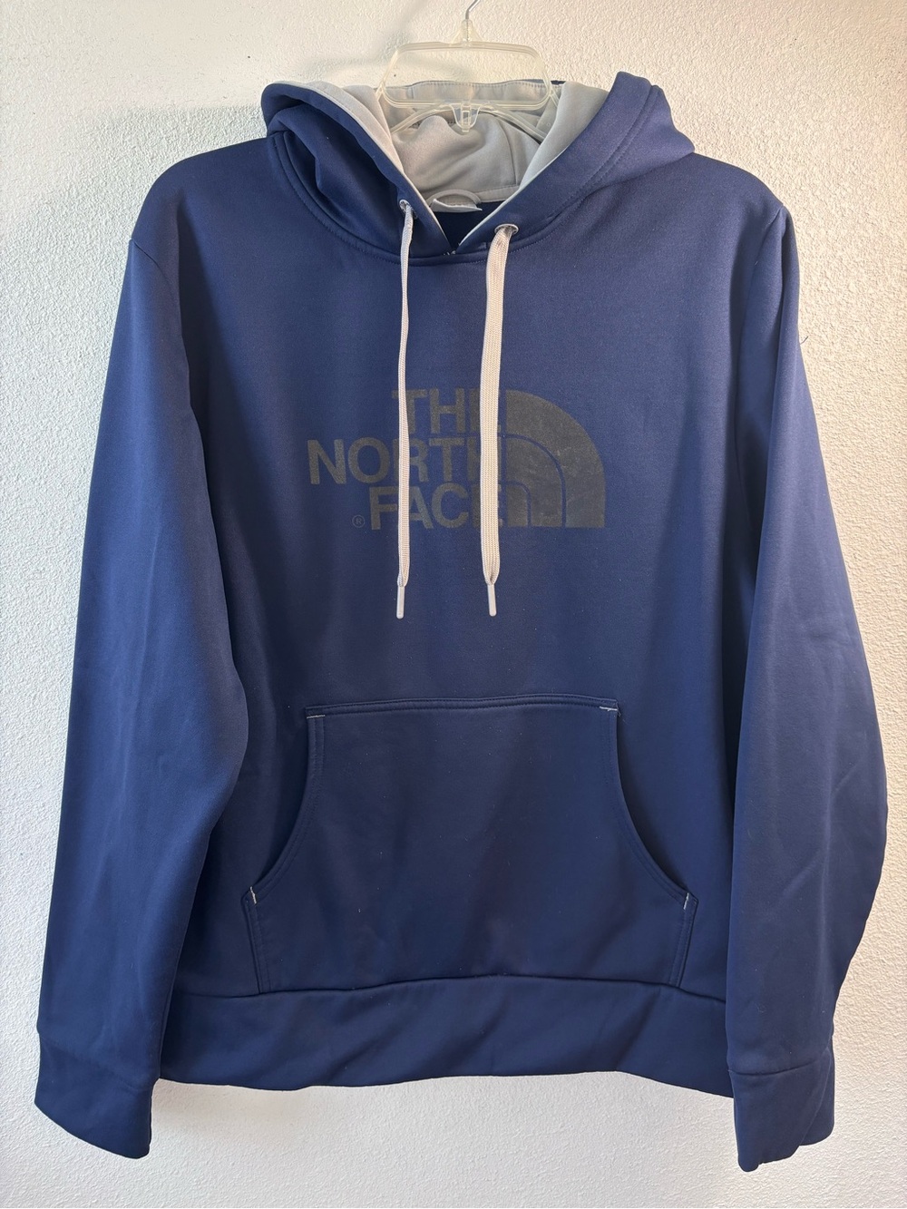 The North Face Men’s Medium Navy Blue Pullover Hoodie W Gray Accents